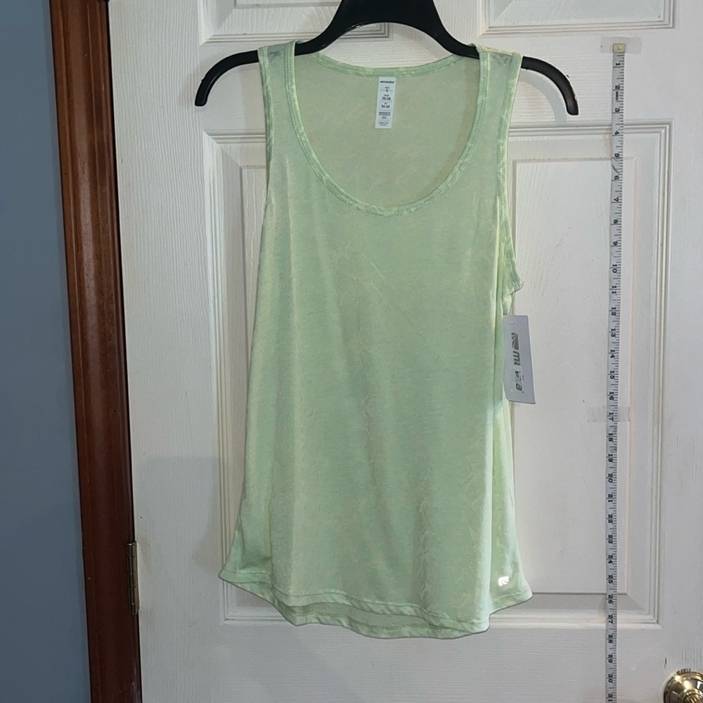 NWT-Marika-green floral pattern-lightweight, scoop neck, semi sheer, tank top.